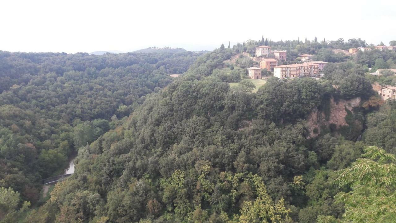 Mozzafiato Pitigliano Apartment Bagian luar foto