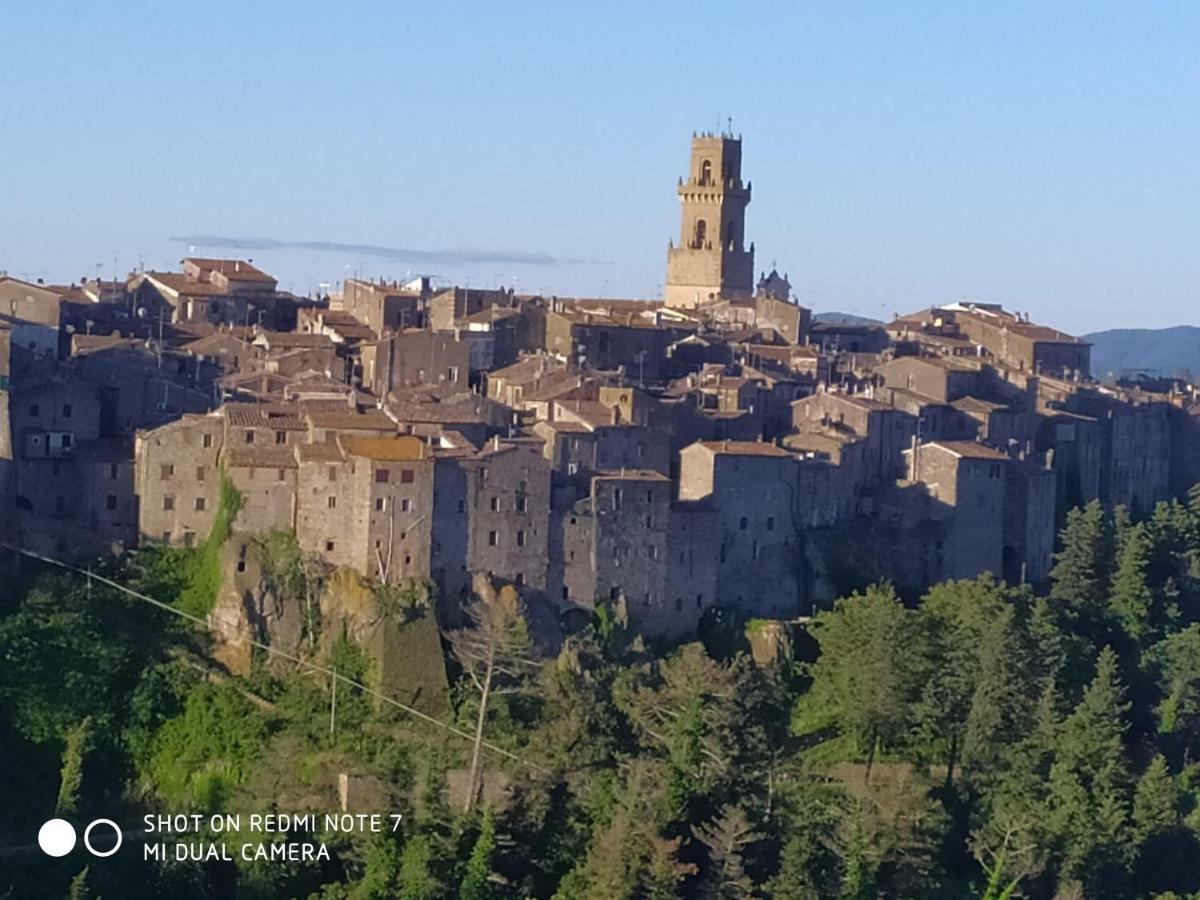 Mozzafiato Pitigliano Apartment Bagian luar foto